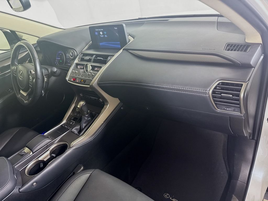 Used 2021 Eminent White Pearl Lexus Base image 25