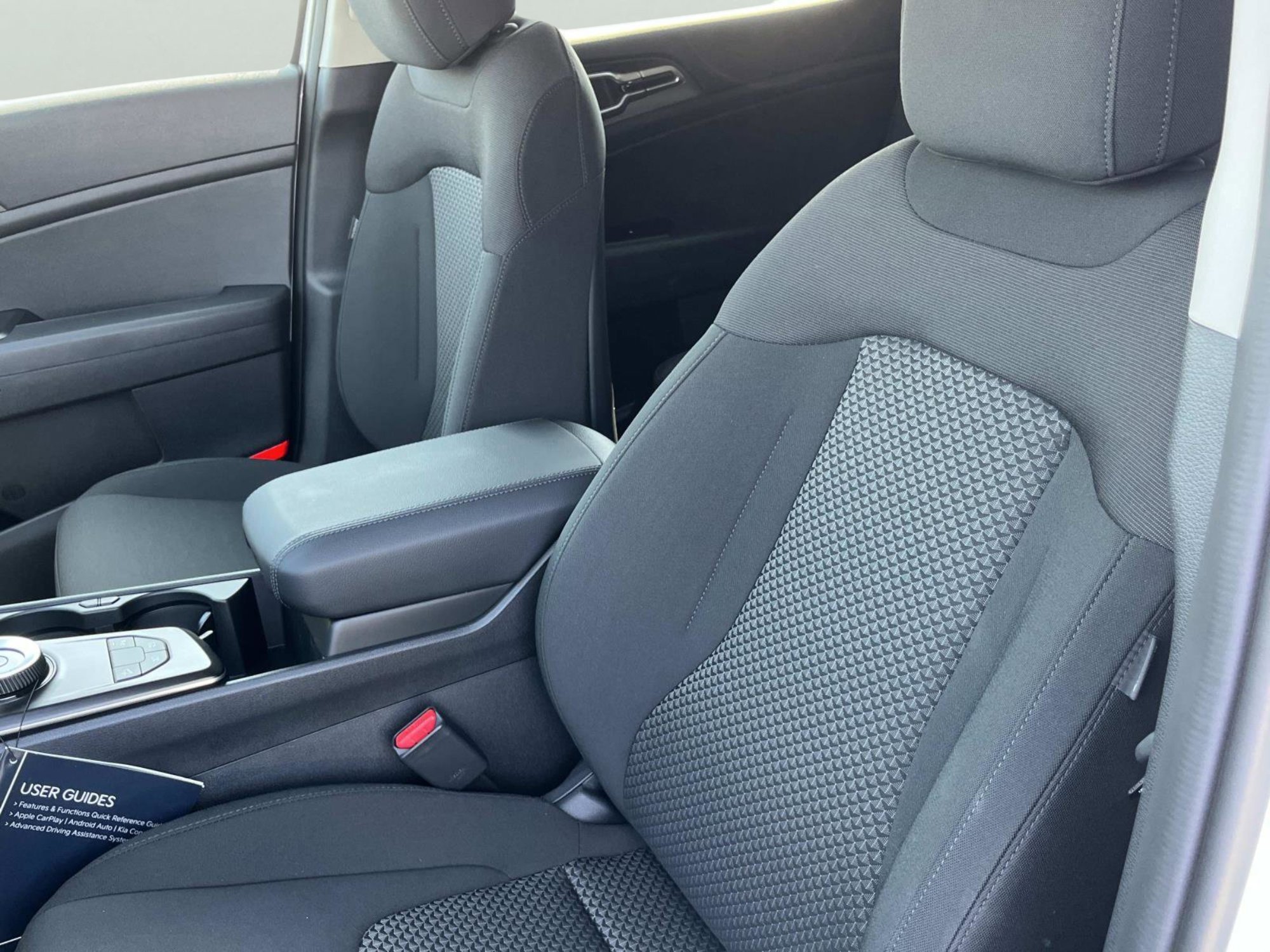 New 2026 Snow White Pearl Kia S image 24