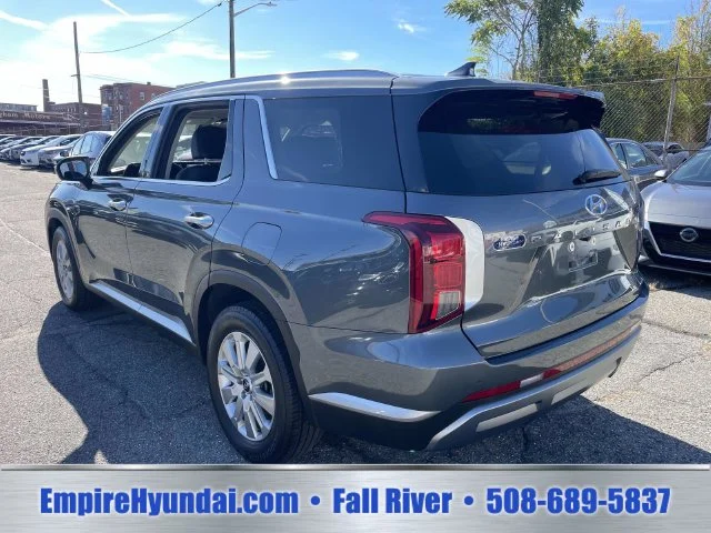 Used 2025 Gray Hyundai SEL image 8