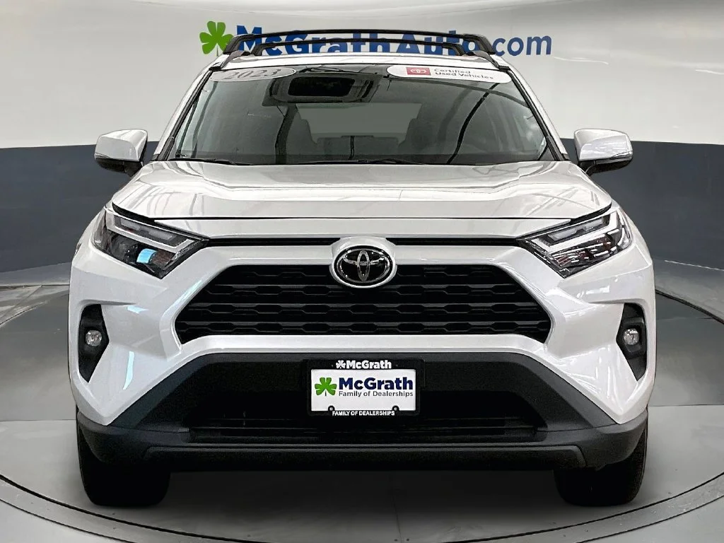 Certified Used 2023 Beige Toyota XLE Premium image 5