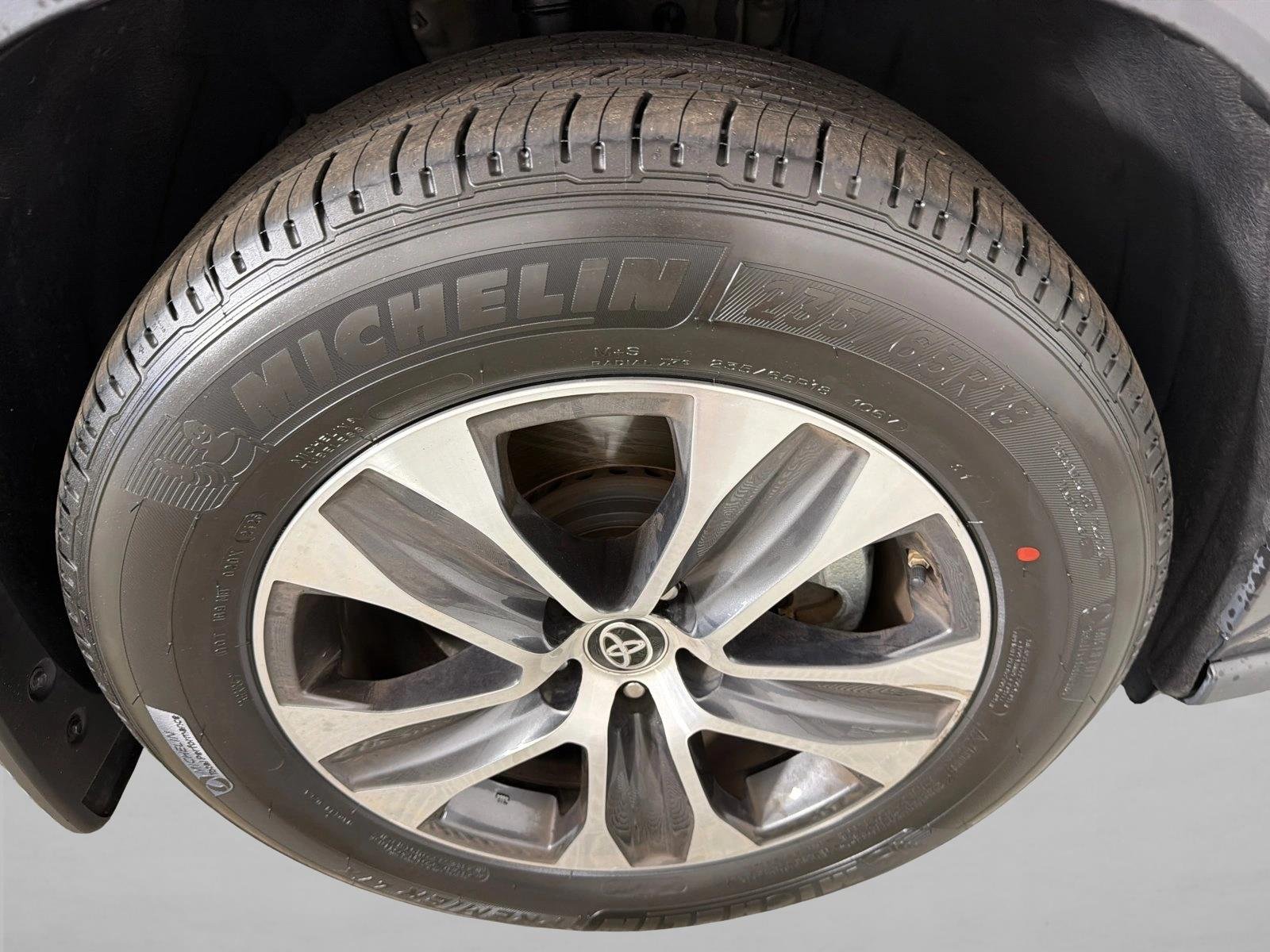 Used 2023 Midnight Black Metallic Toyota XLE image 13