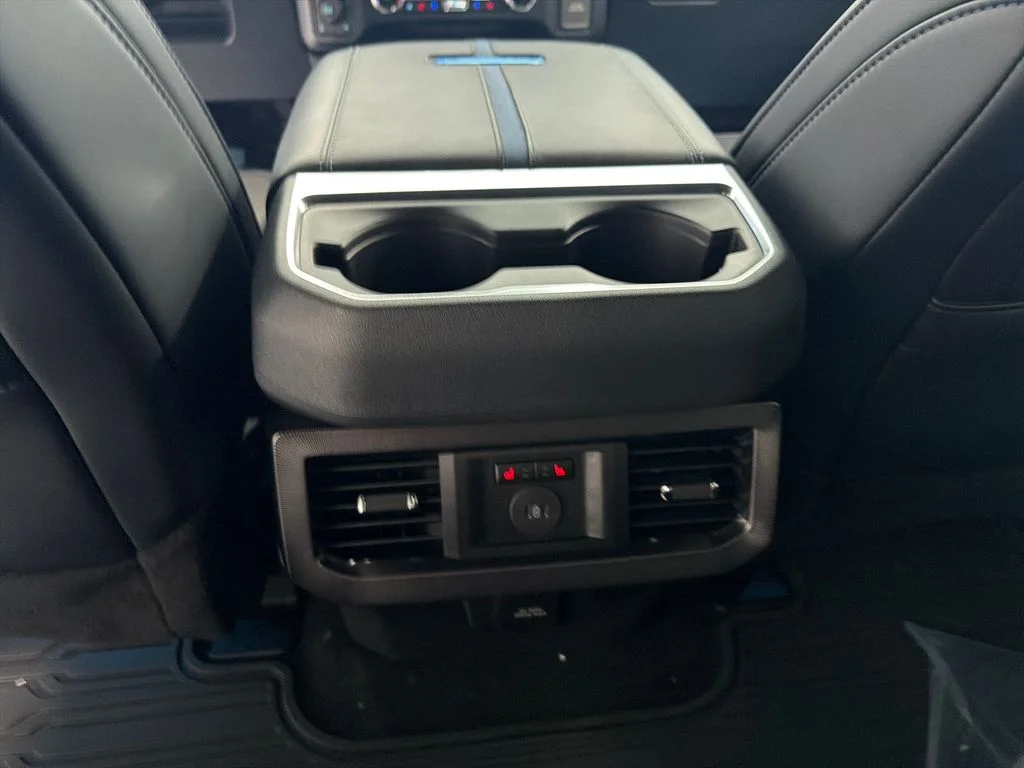 New 2026 Agate Black Metallic Ford F-250® Platinum® image 15