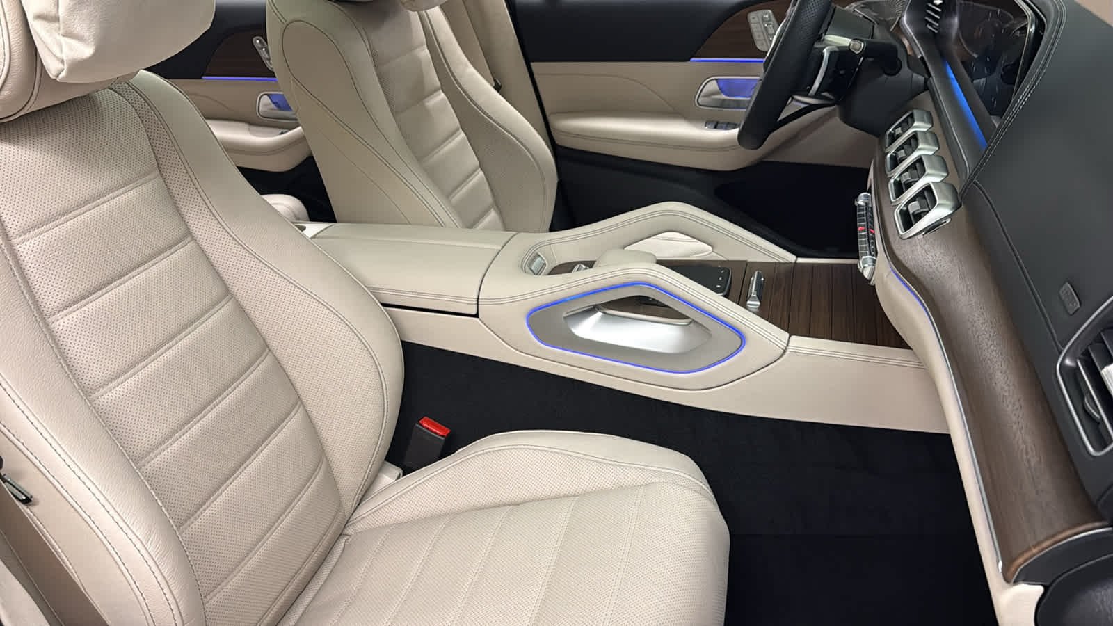 New 2026 Polar White Mercedes-Benz GLS 450 image 36