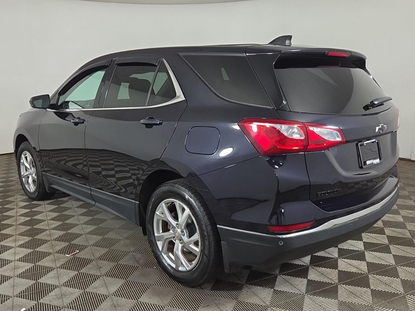 Used 2020 Midnight Blue Metallic Chevrolet LT image 4