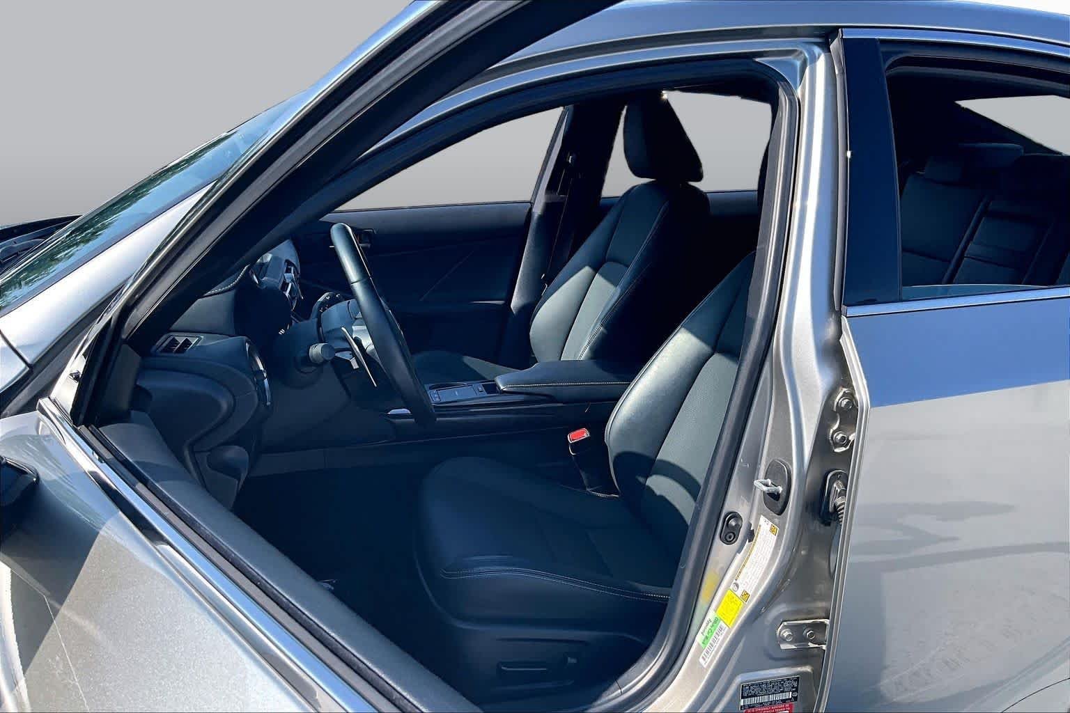 Used 2021 Atomic Silver Lexus  image 14