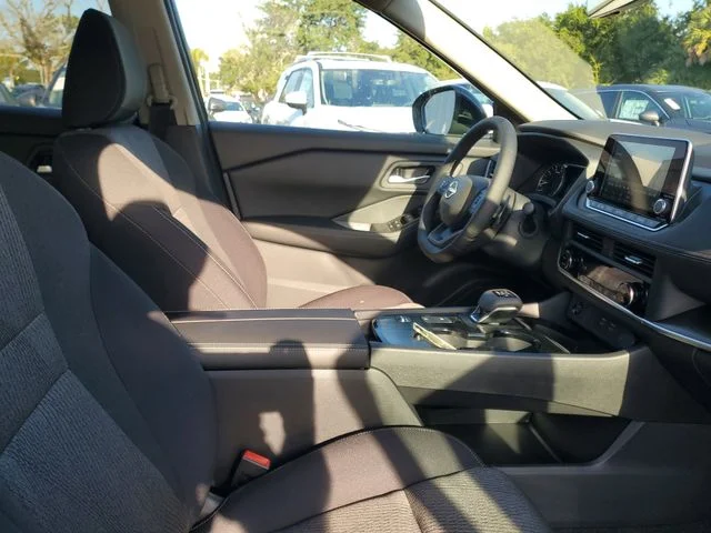 2026 Nissan Rogue SV - Photo 33