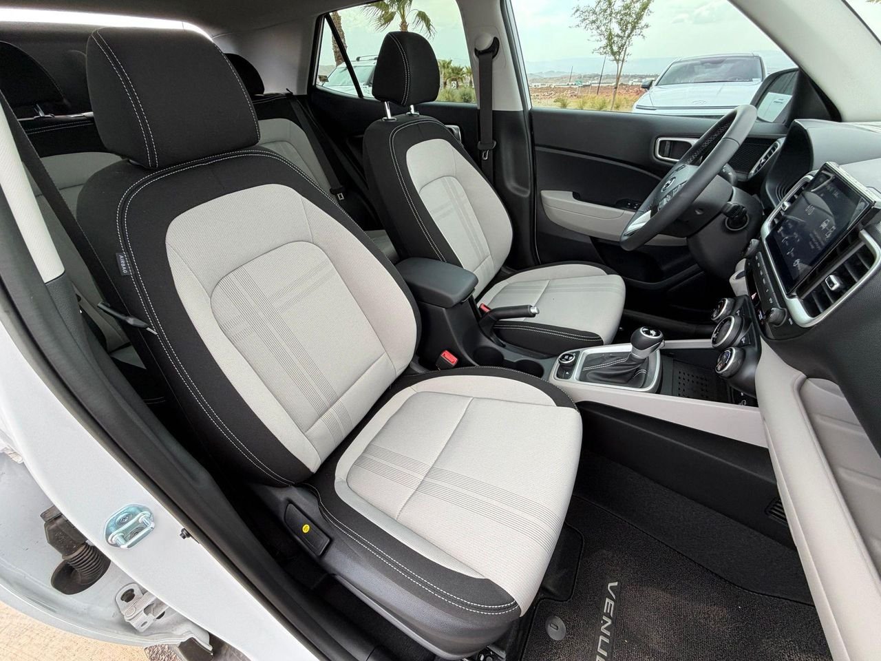 2026 Hyundai Venue SEL - Photo 47