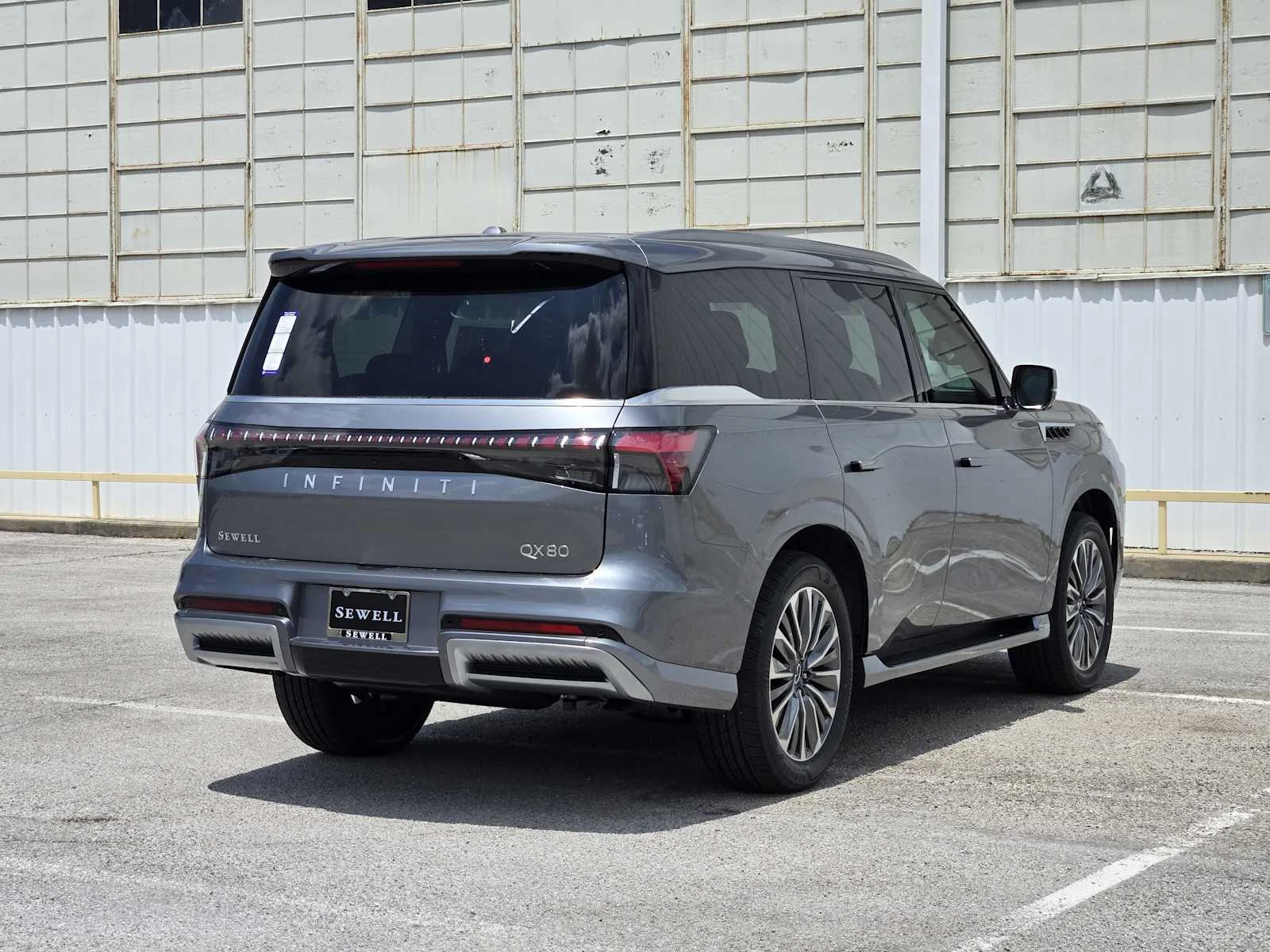 New 2026 DYNAMIC METAL INFINITI Luxe 2WD image 4