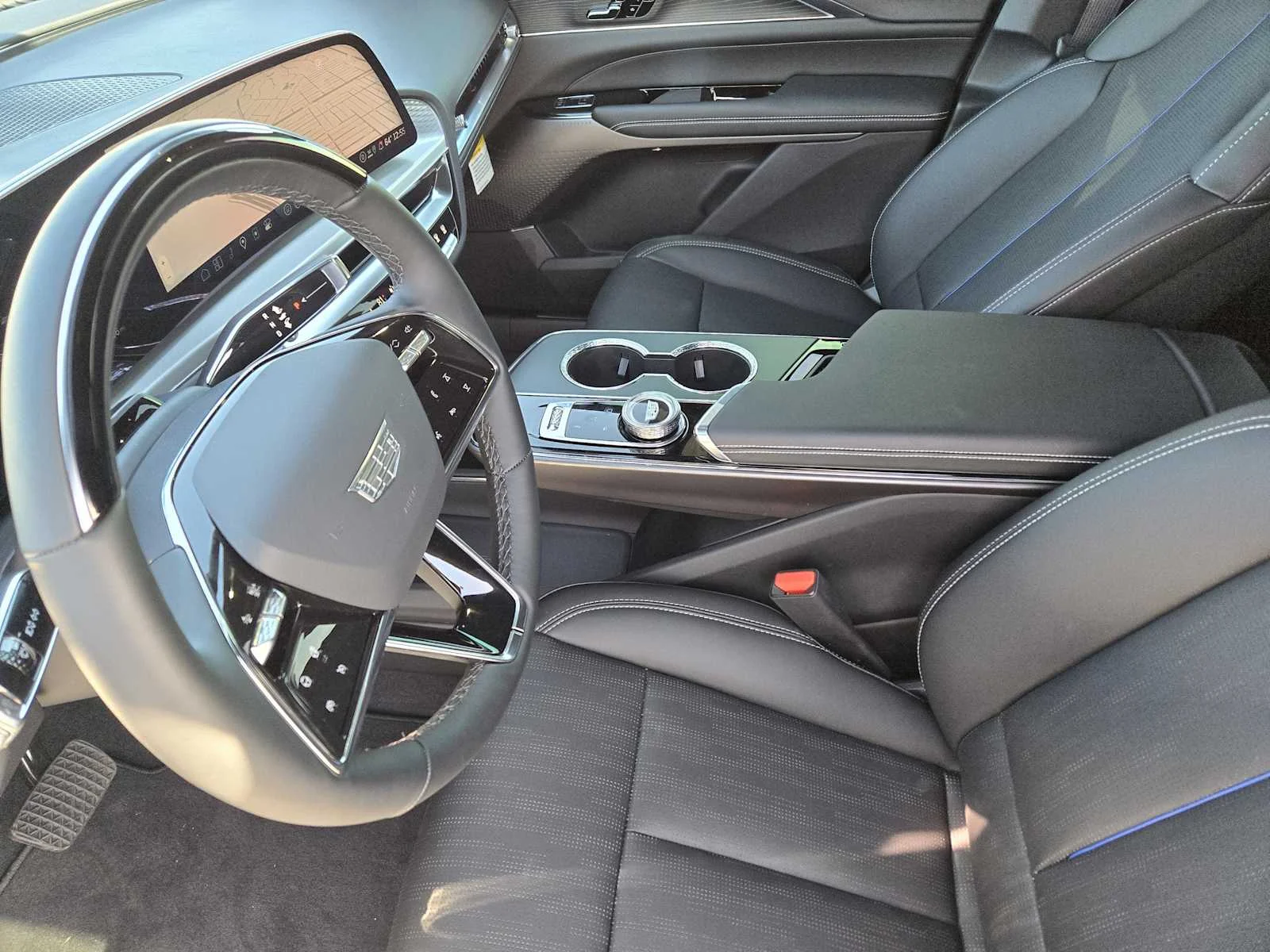 New 2026 Vibrant White Tricoat Cadillac Luxury image 8