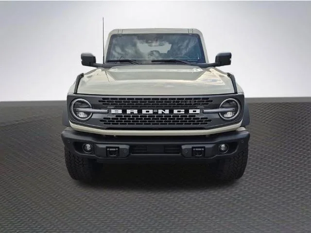 2025 Ford Bronco 4-Door Badlands - Photo 3