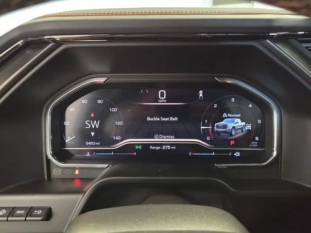 Used 2025 Summit White GMC AT4 image 24