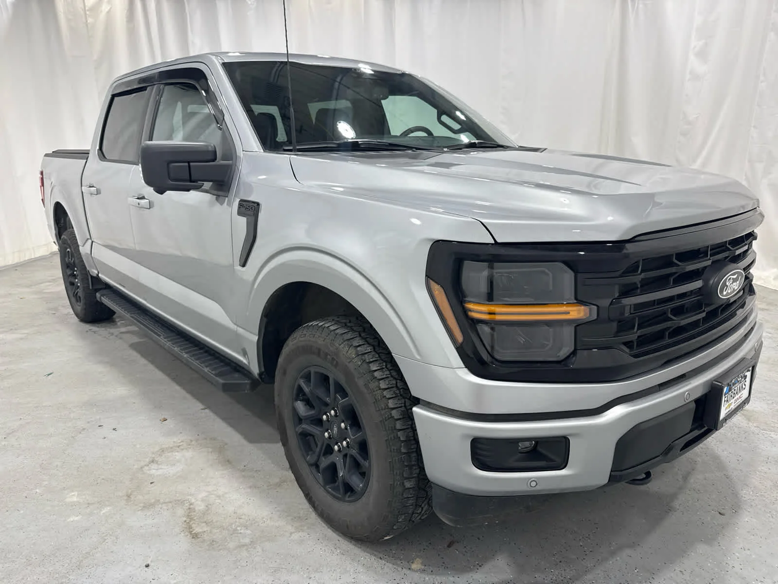 Used 2024 Silver Ford XLT image 7