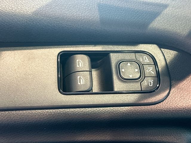 New 2026 Obsidian Black Metallic Mercedes-Benz Cargo 170 WB image 17