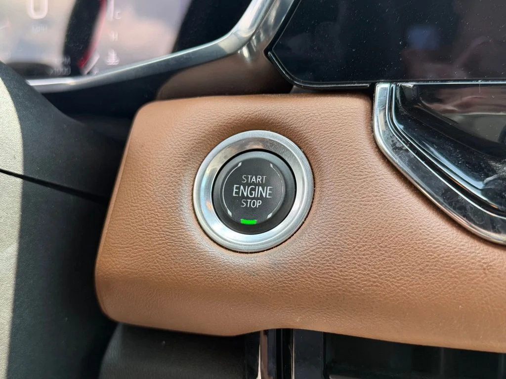 Used 2023 Black GMC AT4 image 20