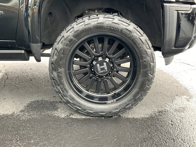 Used 2024 Onyx Black GMC AT4 image 13