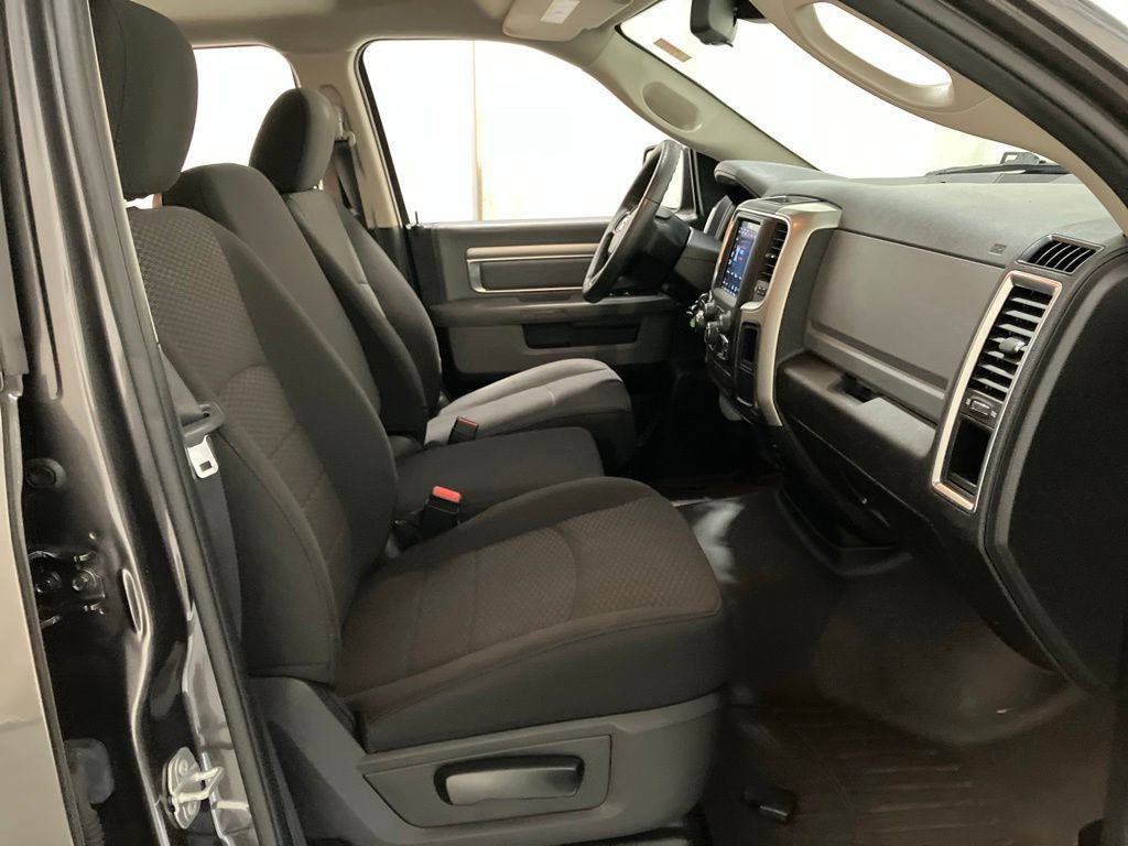 Used 2020 Granite Crystal Metallic Clearcoat Ram Warlock image 18