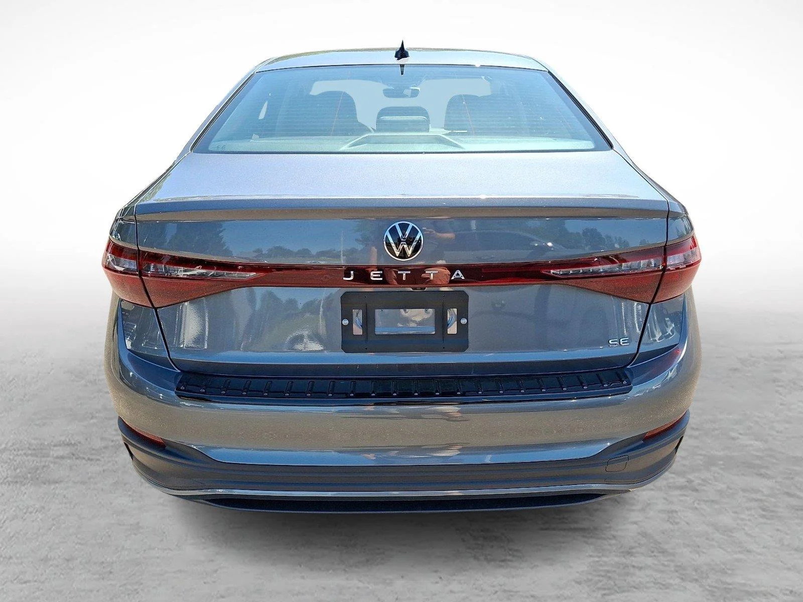 New 2026 Platinum Gray Metallic Volkswagen SE image 5