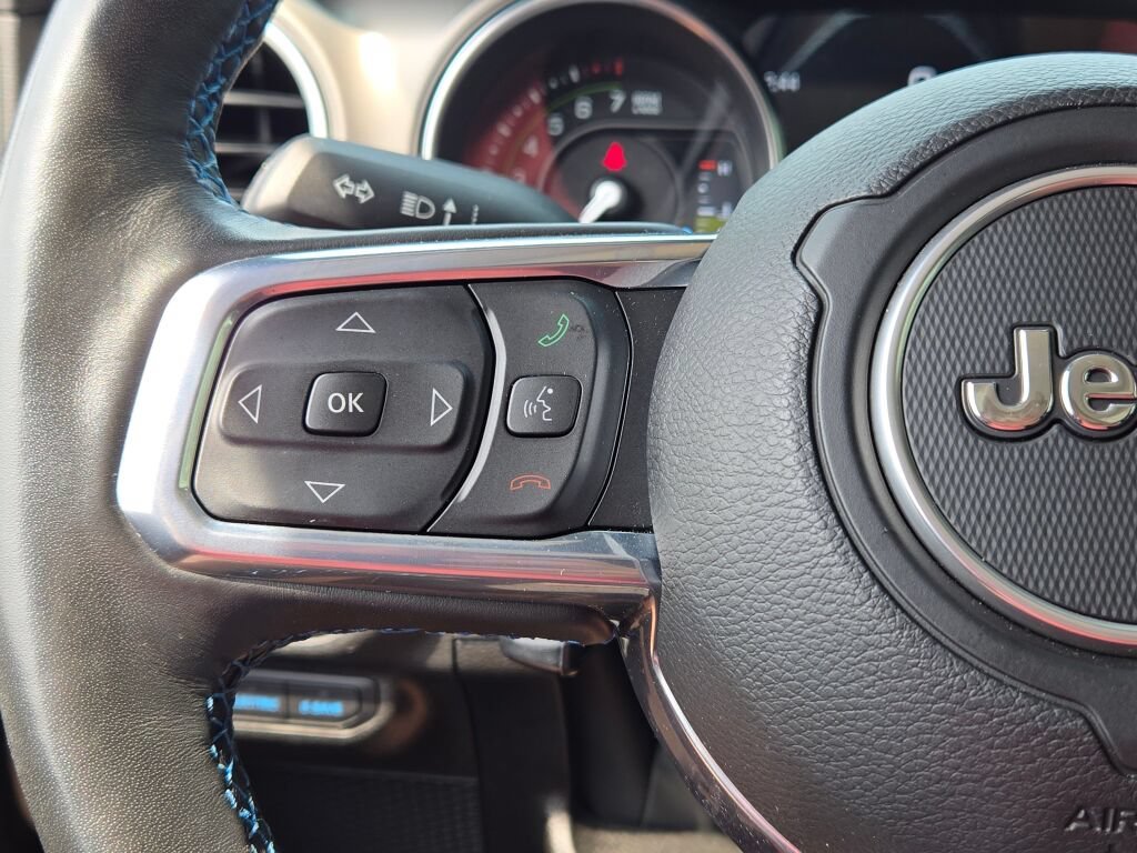 Used 2022 White Jeep Unlimited Rubicon 4xe image 37