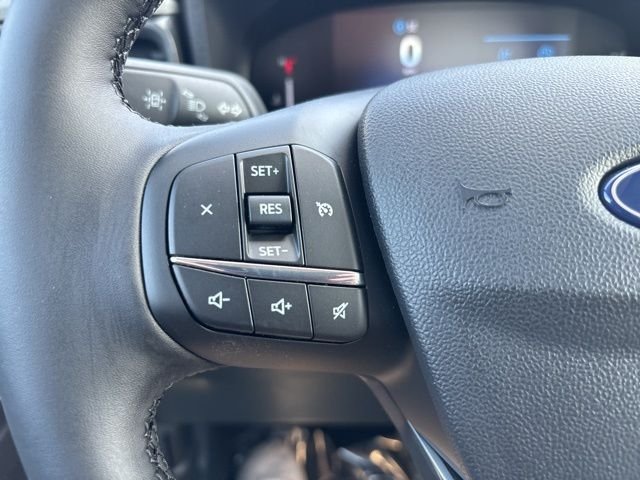 New 2025 Azure Gray Metallic Tri-Coat Ford XLT image 18
