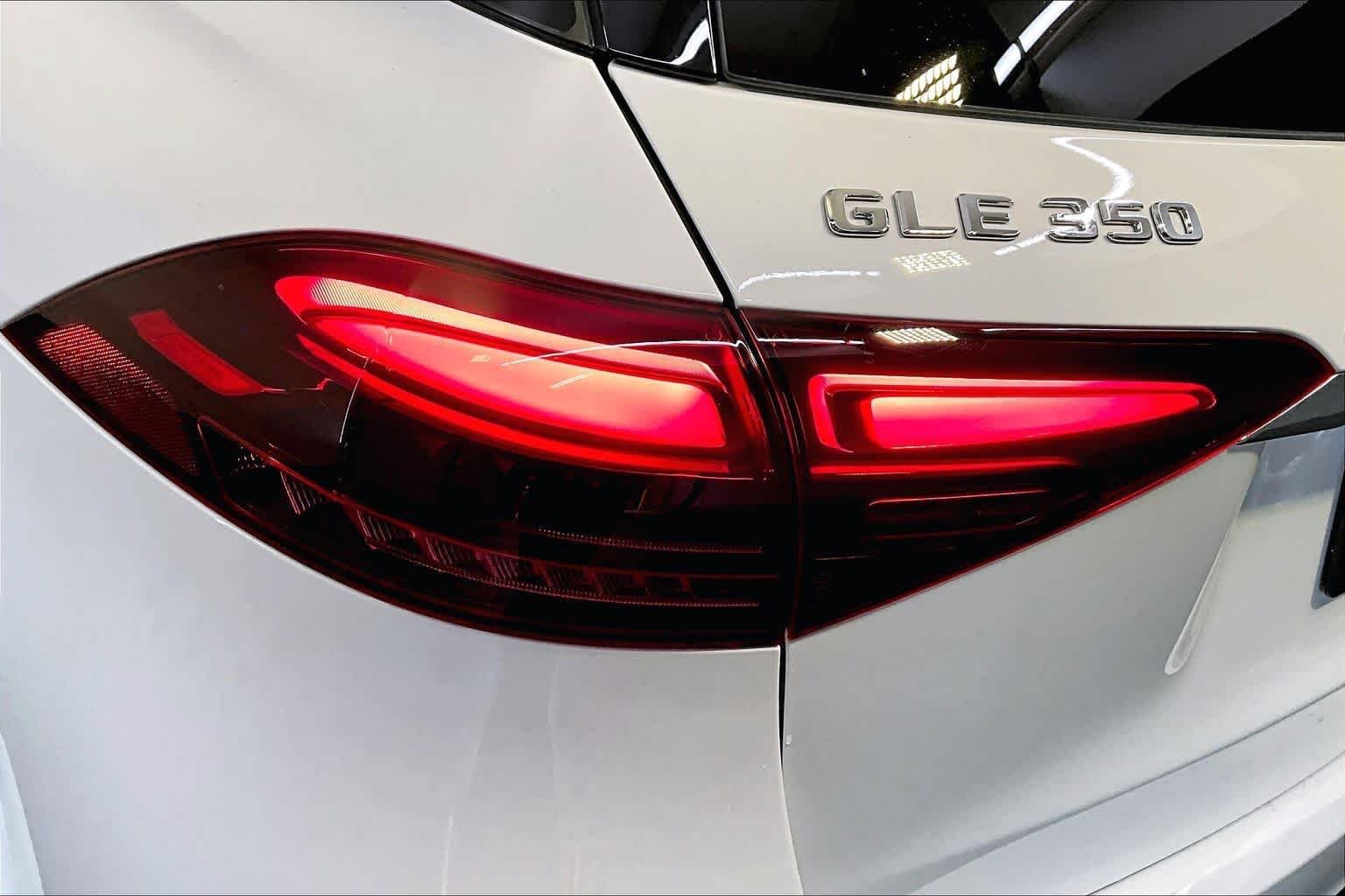 Certified Used 2026 Polar White Mercedes-Benz GLE 350 image 28