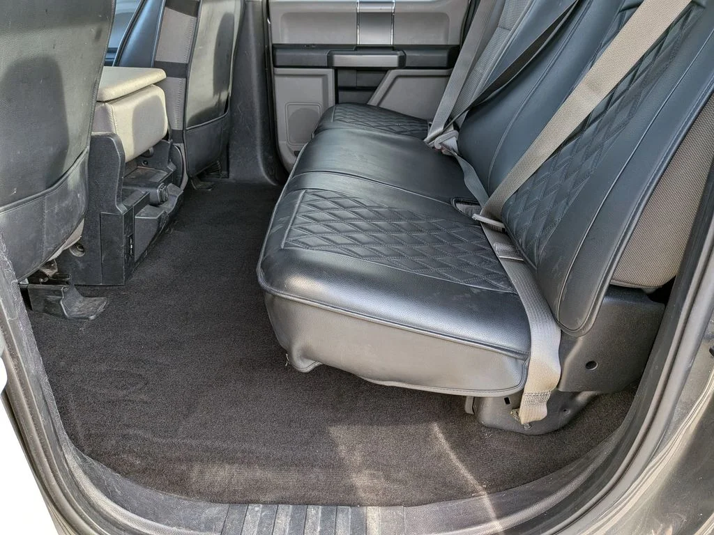 Used 2018 Gray Ford XLT image 21