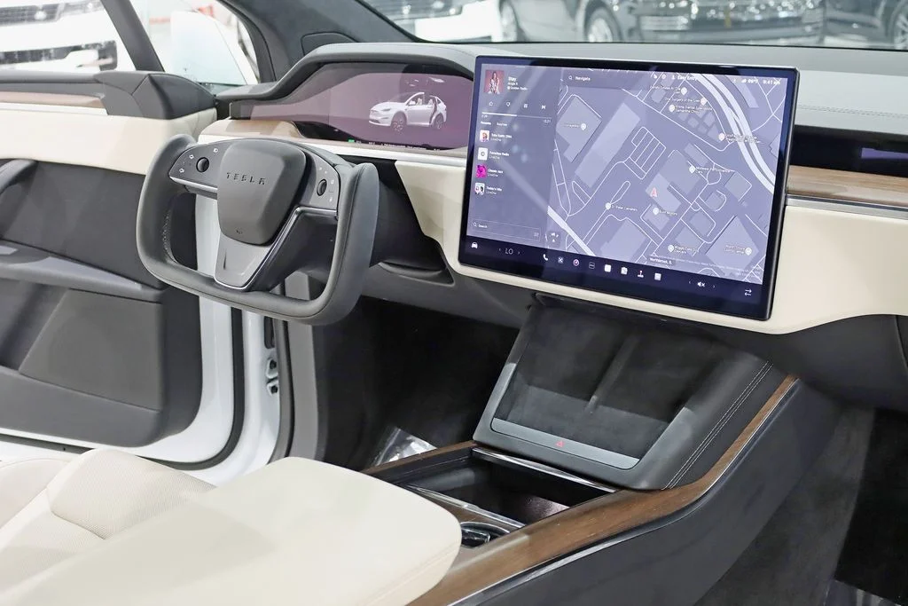 2022 Tesla Model X Base