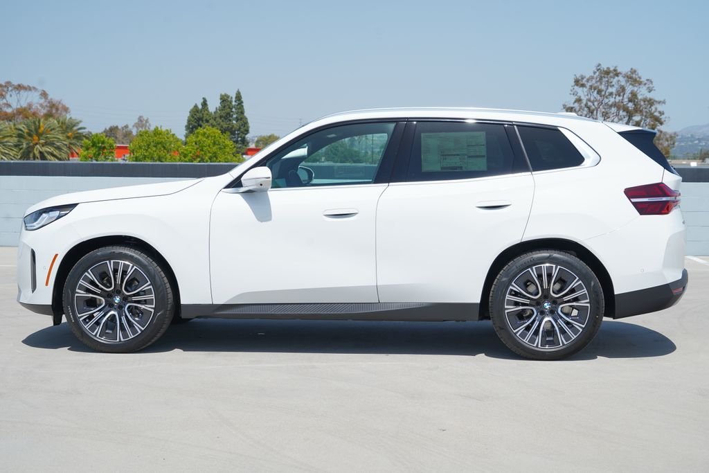 New 2026 Alpine White BMW 30 xDrive image 4