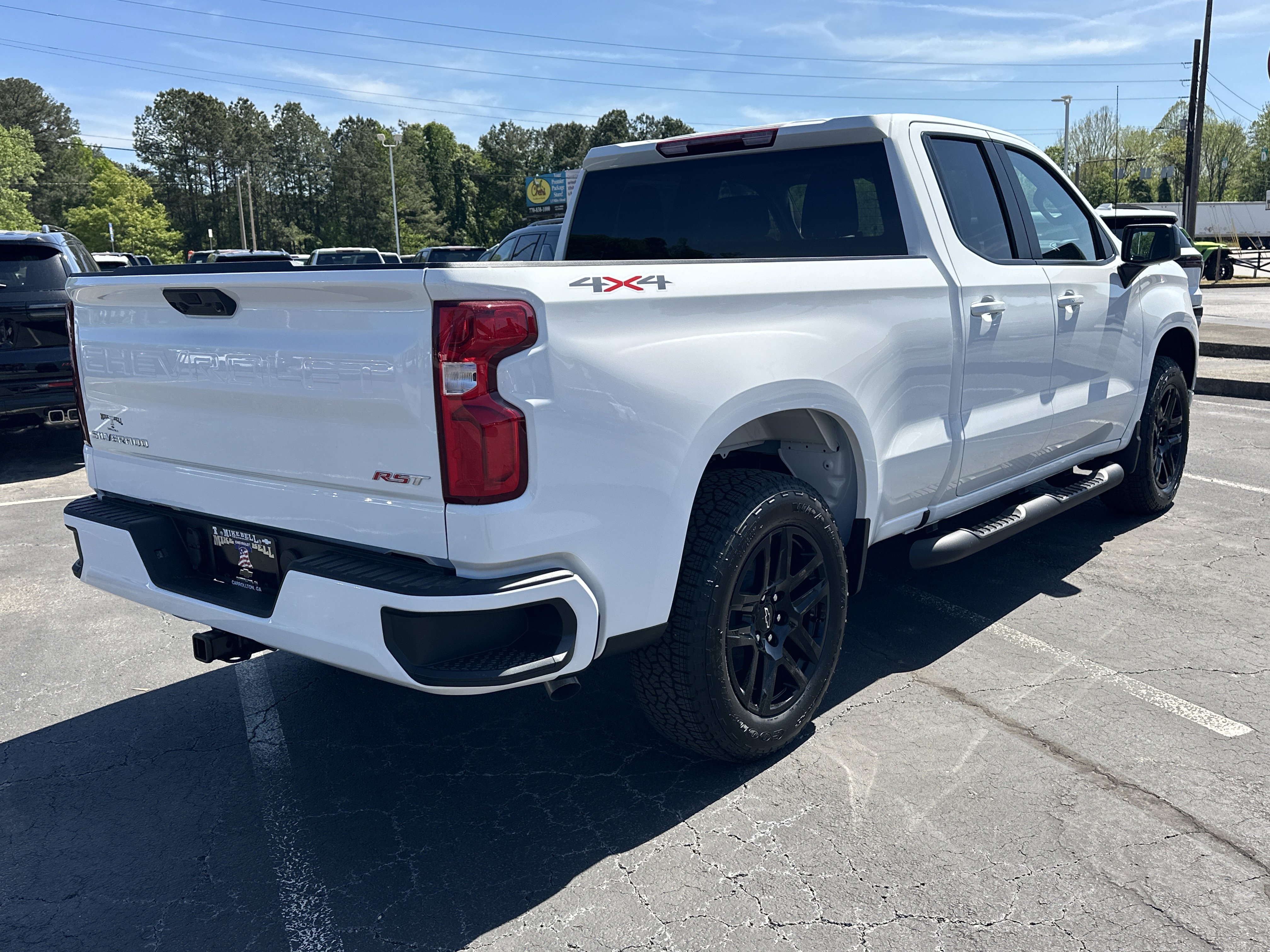 New 2026 Summit White Chevrolet RST image 8
