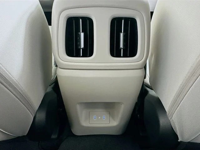 New 2026 Hyundai TUCSON HYBRID SEL