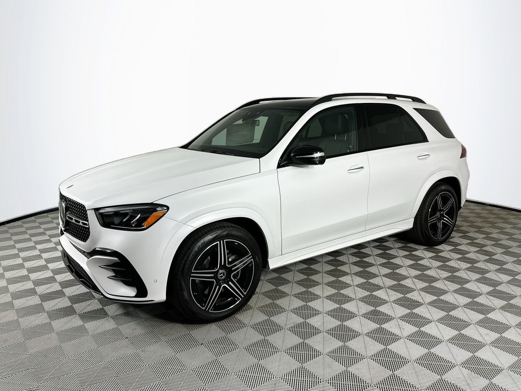 New 2026 MANUFAKTUR Moonlight White Magno Mercedes-Benz GLE 450 image 3