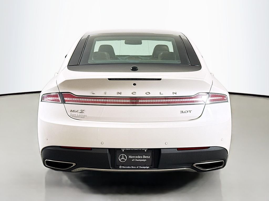 Used 2017 White Lincoln Reserve image 6