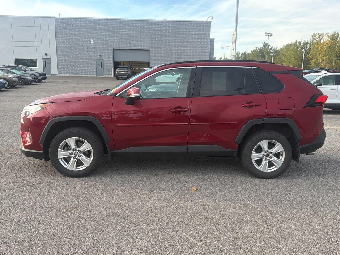Used 2021 Ruby Flare Pearl Toyota XLE image 6