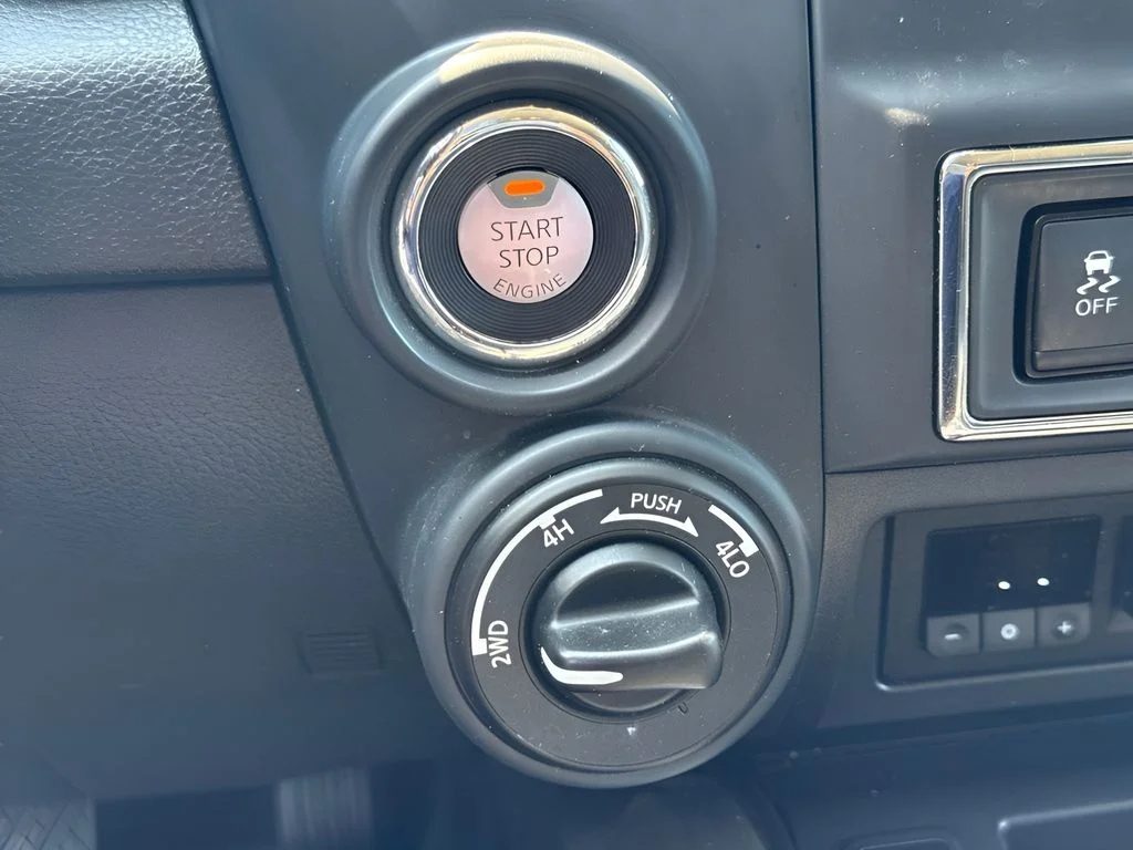 Used 2024 Gray Nissan SV image 14