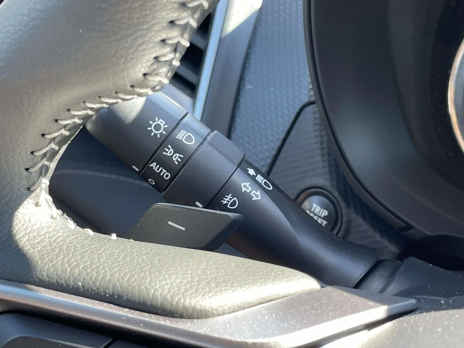 Used 2024 Autumn Green Metallic Subaru Touring image 18