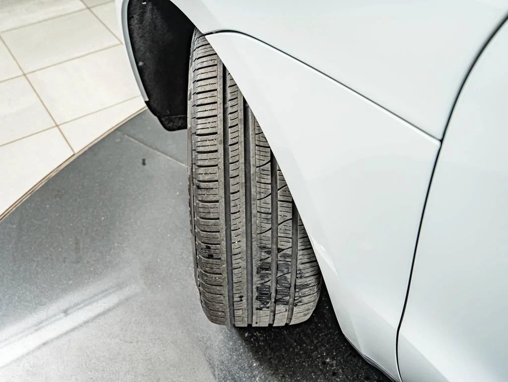 Used 2018 White Porsche  image 48