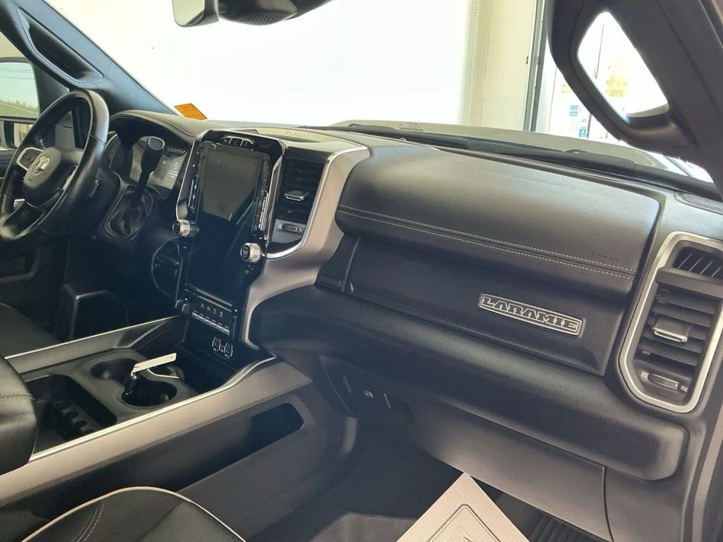 Used 2024 Billet Silver Metallic Clearcoat Ram Laramie image 28
