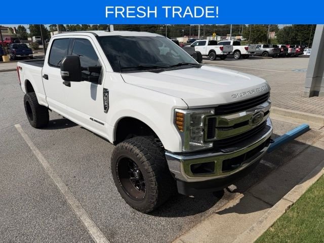 Used 2019 Oxford White Ford XLT image 1