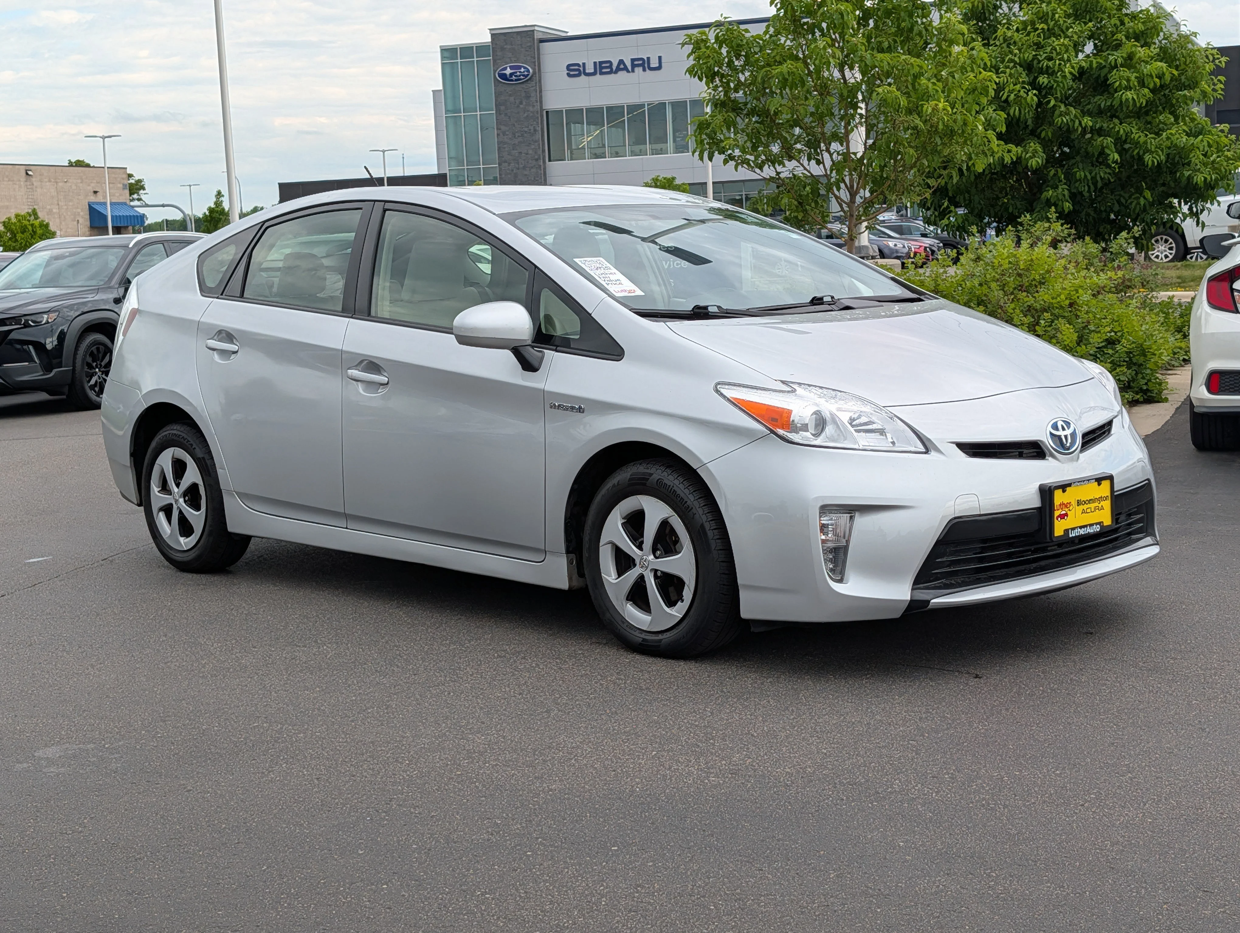 2014 Toyota Prius Two's photo