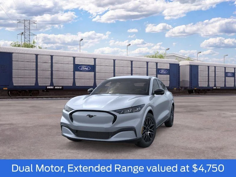 New 2026 Glacier Gray Metallic Tri-coat Ford Premium image 3