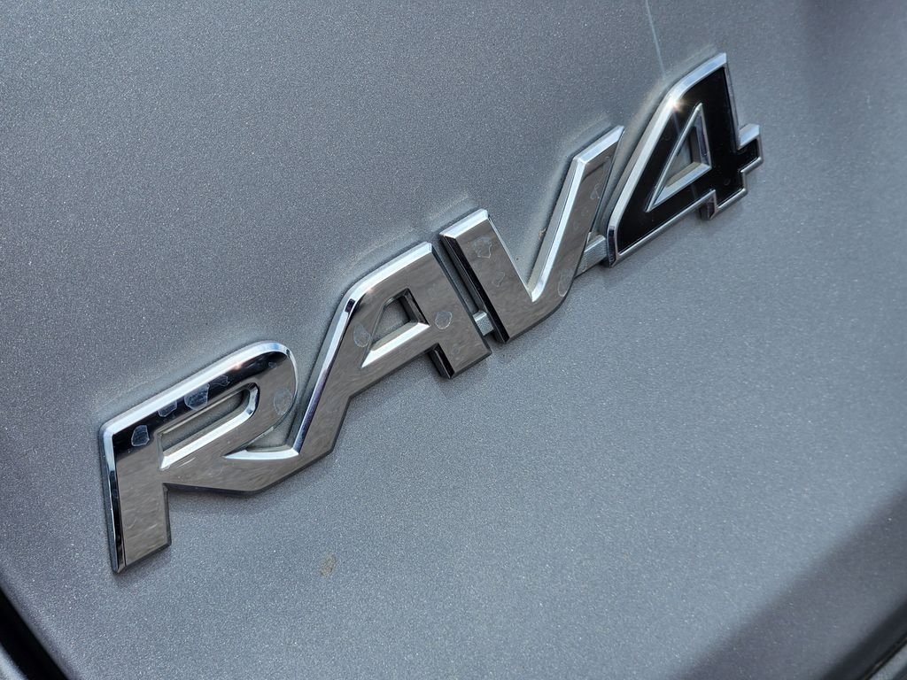 2024 Toyota RAV4 XLE Premium - Photo 8