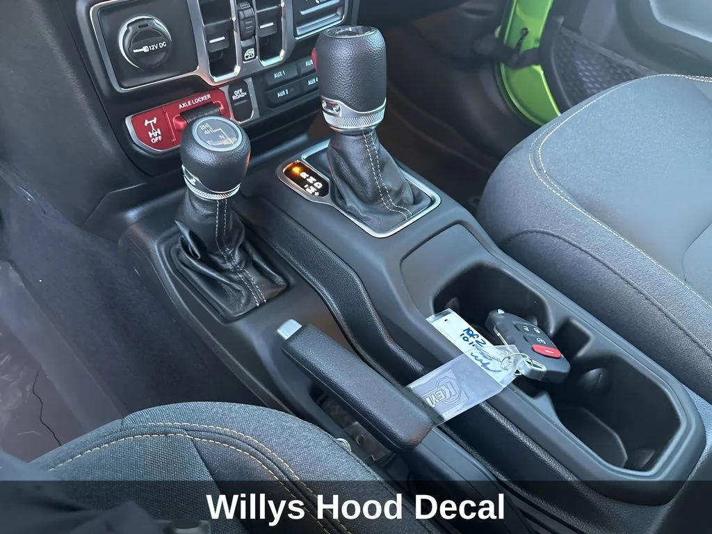 2025 Jeep Gladiator Willys - Photo 40