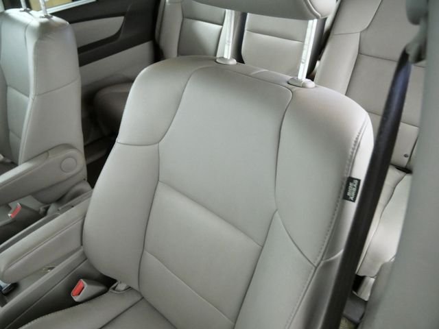 Used 2014 Gray Honda EX-L image 17
