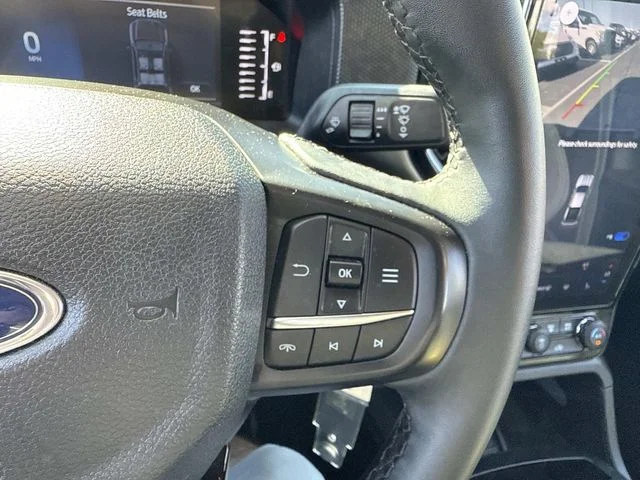 Used 2025 Black Ford XLT image 34