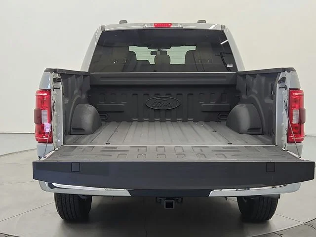 Used 2023 White Ford XLT image 24