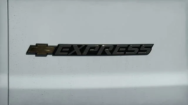 2026 Chevrolet Express Cargo Work Van - Photo 34