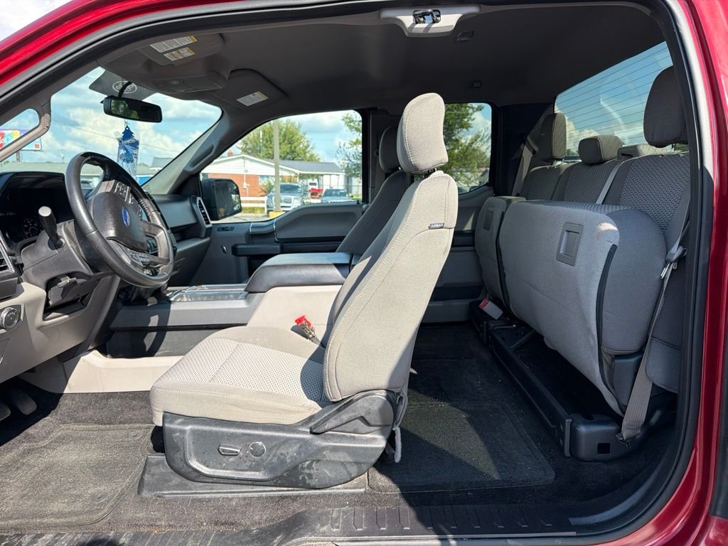 Used 2017 Red Ford XLT image 14