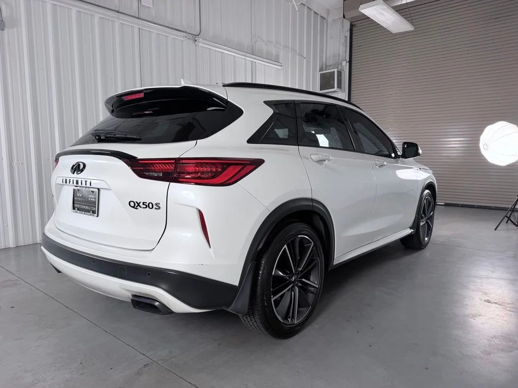 Certified Used 2023 White INFINITI SPORT image 5