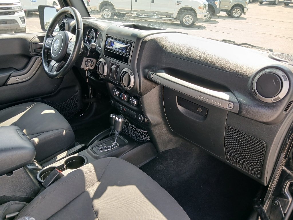 Used 2015 Black Clearcoat Jeep Sport image 14