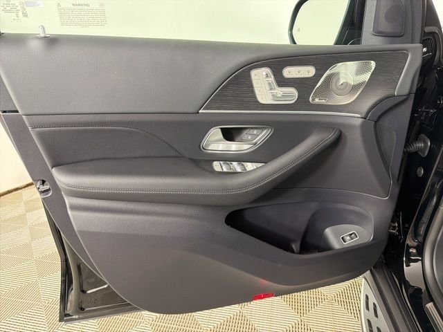 New 2026 Black Mercedes-Benz GLS 450 image 12