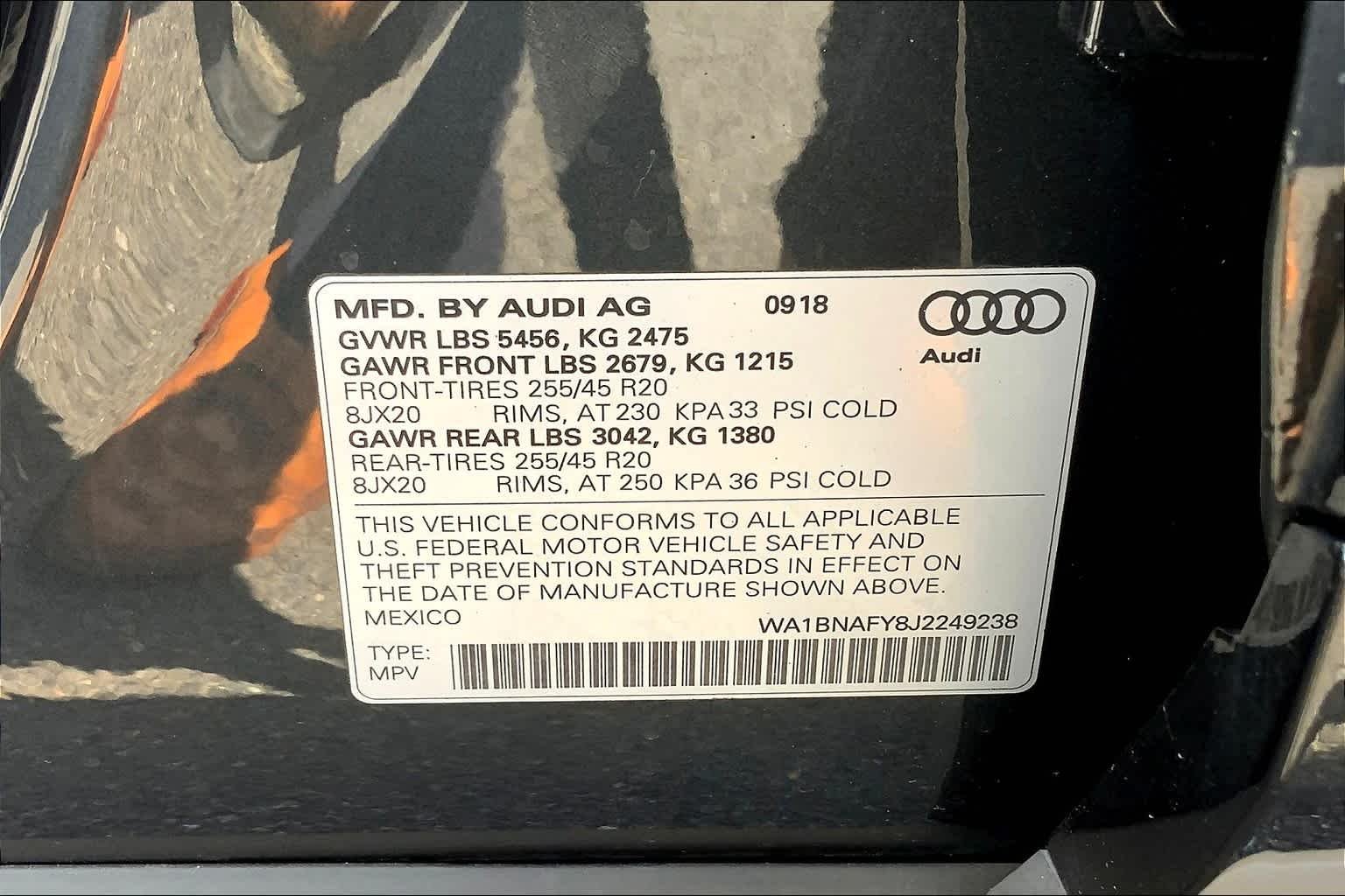 Used 2018 Manhattan Gray Metallic Audi Tech Premium Plus image 34